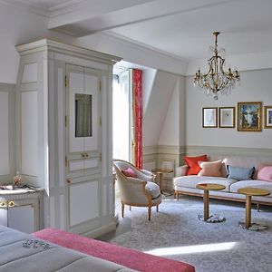 Executive Junior Suite